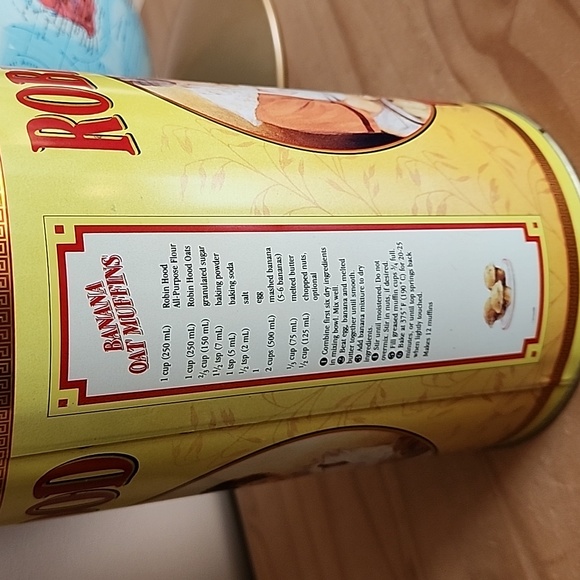 Vintage Robin Hood oats collectible tin - Picture 2 of 12